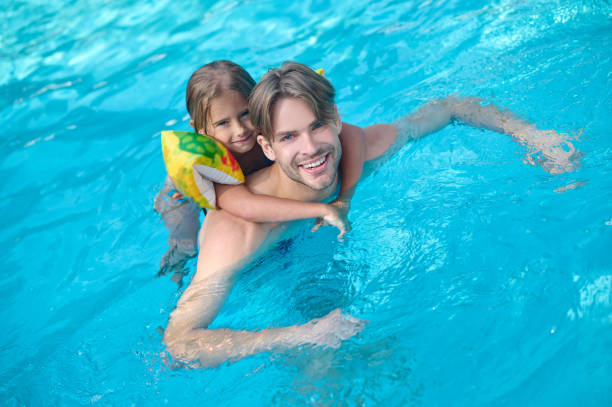 pool lifeguard jobs